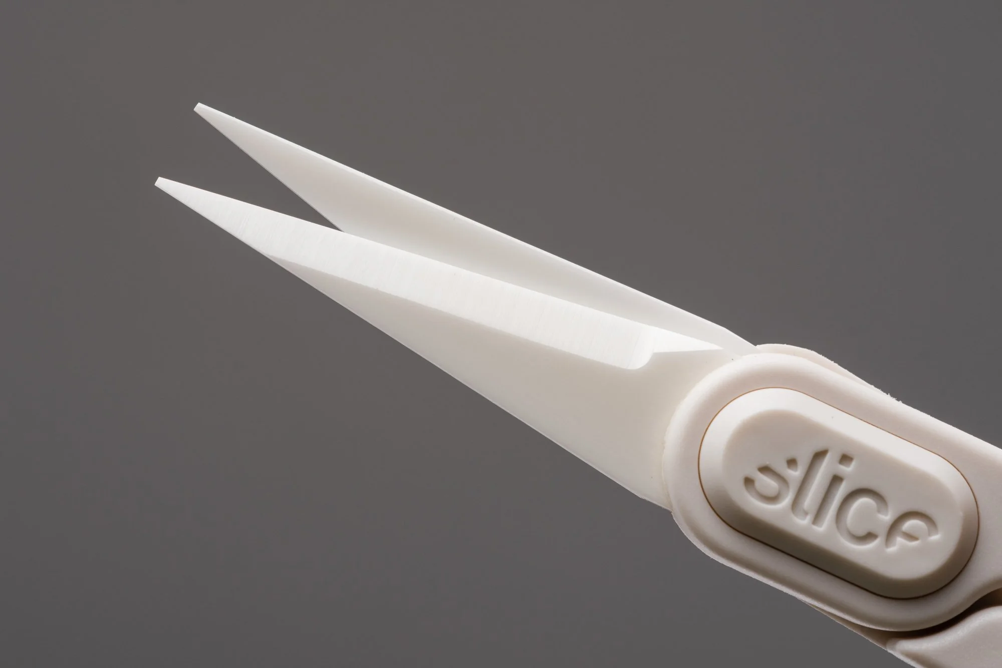 Small Pointed Scissors - Image 4